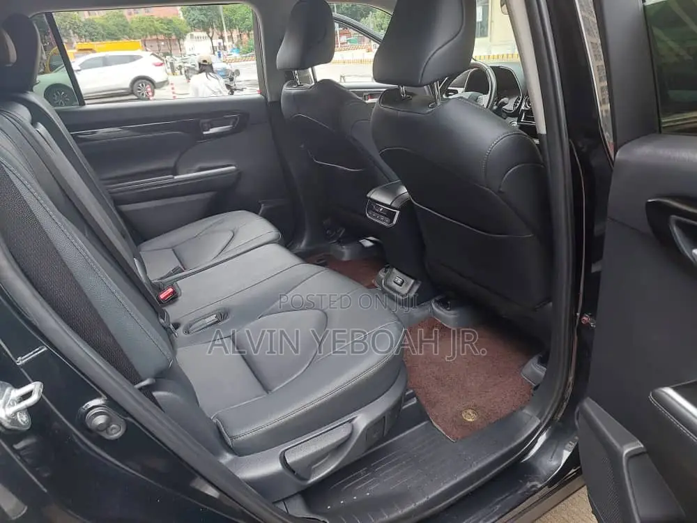 Toyota Highlander XSE AWD 2023 Black