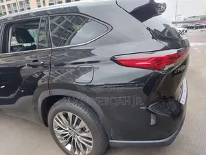 Toyota Highlander XSE AWD 2023 Black