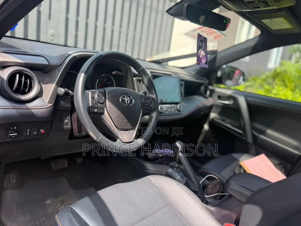 Toyota RAV4 XLE 4dr SUV (2.5L 4cyl 6A) 2018 Black