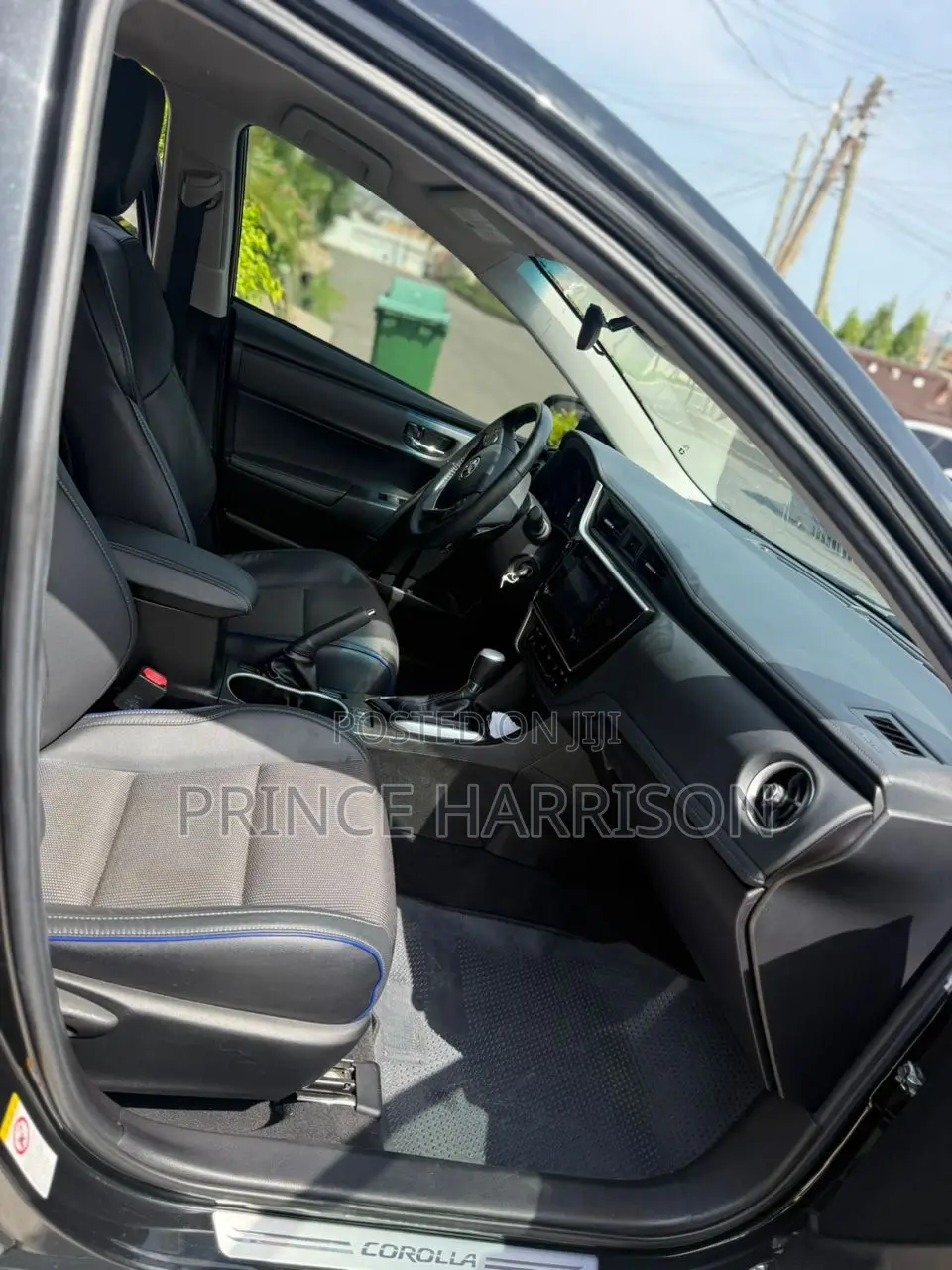 Toyota Corolla SE (1.8L 4cyl 2A) 2019 Black
