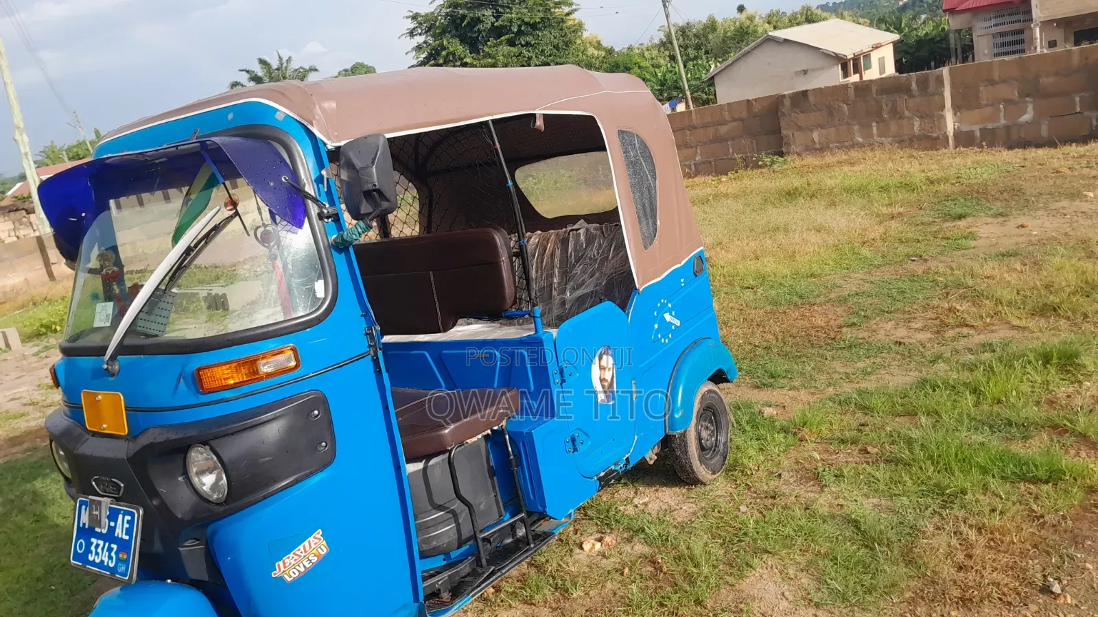 Bajaj RE 2025 Blue