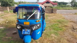 Bajaj RE 2025 Blue