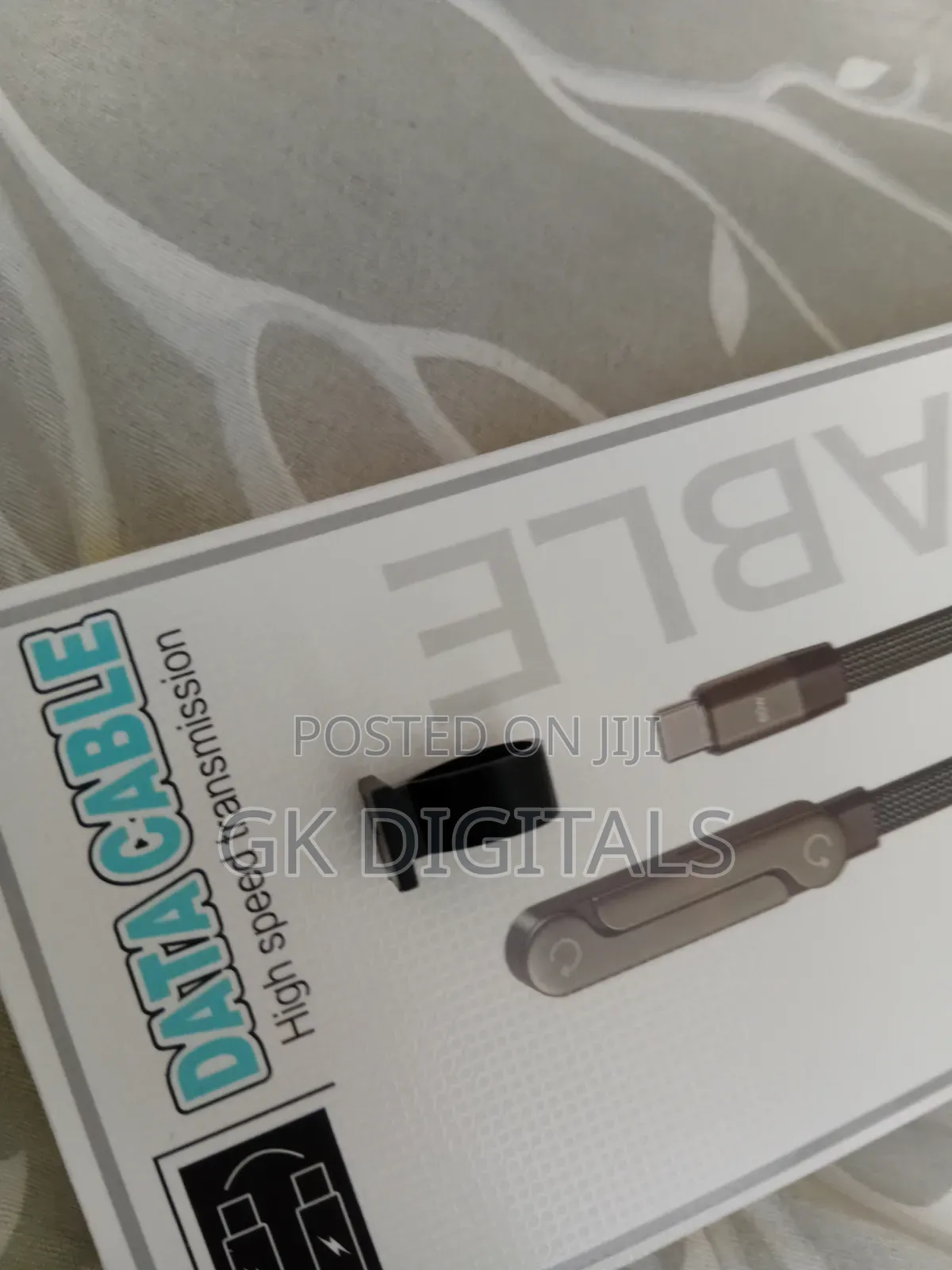 240w Fast Charging Type-C iPhone Cable With Phone Holder