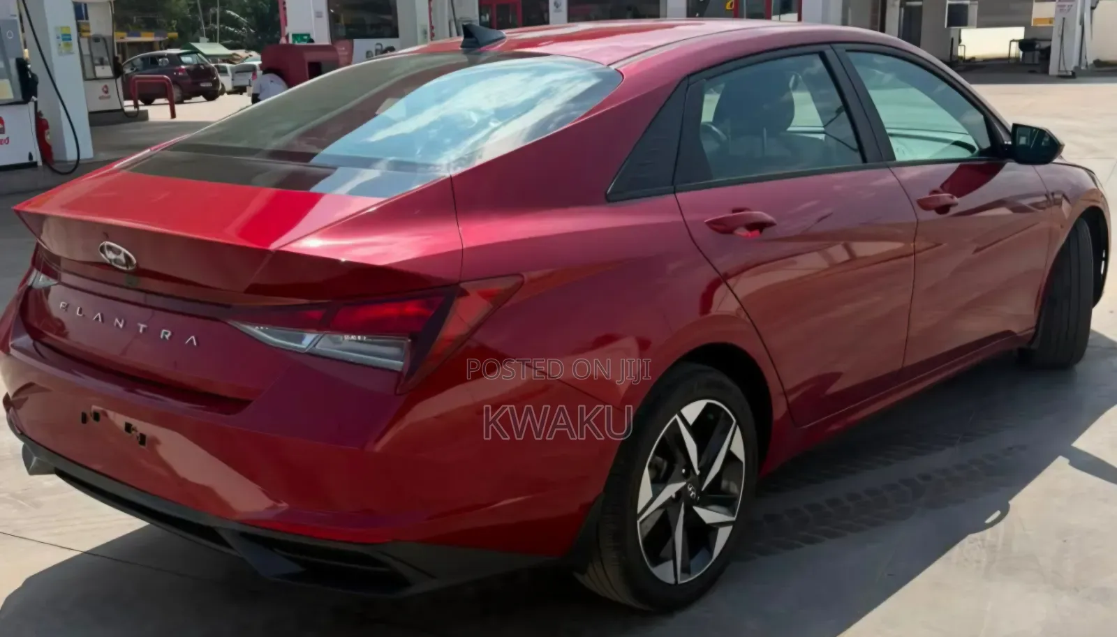 Hyundai Elantra 2023 Red