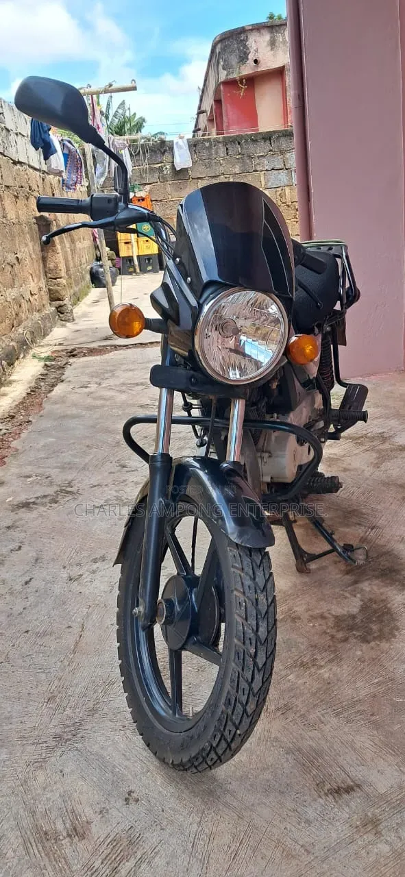Bajaj Boxer 2022 Black