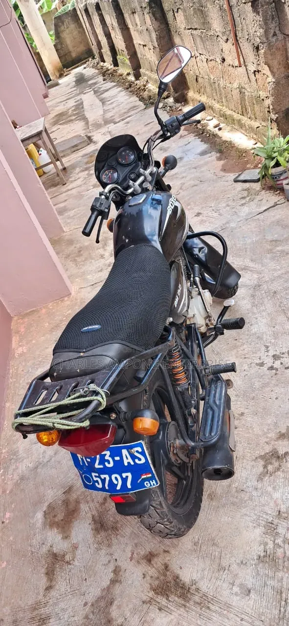 Bajaj Boxer 2022 Black