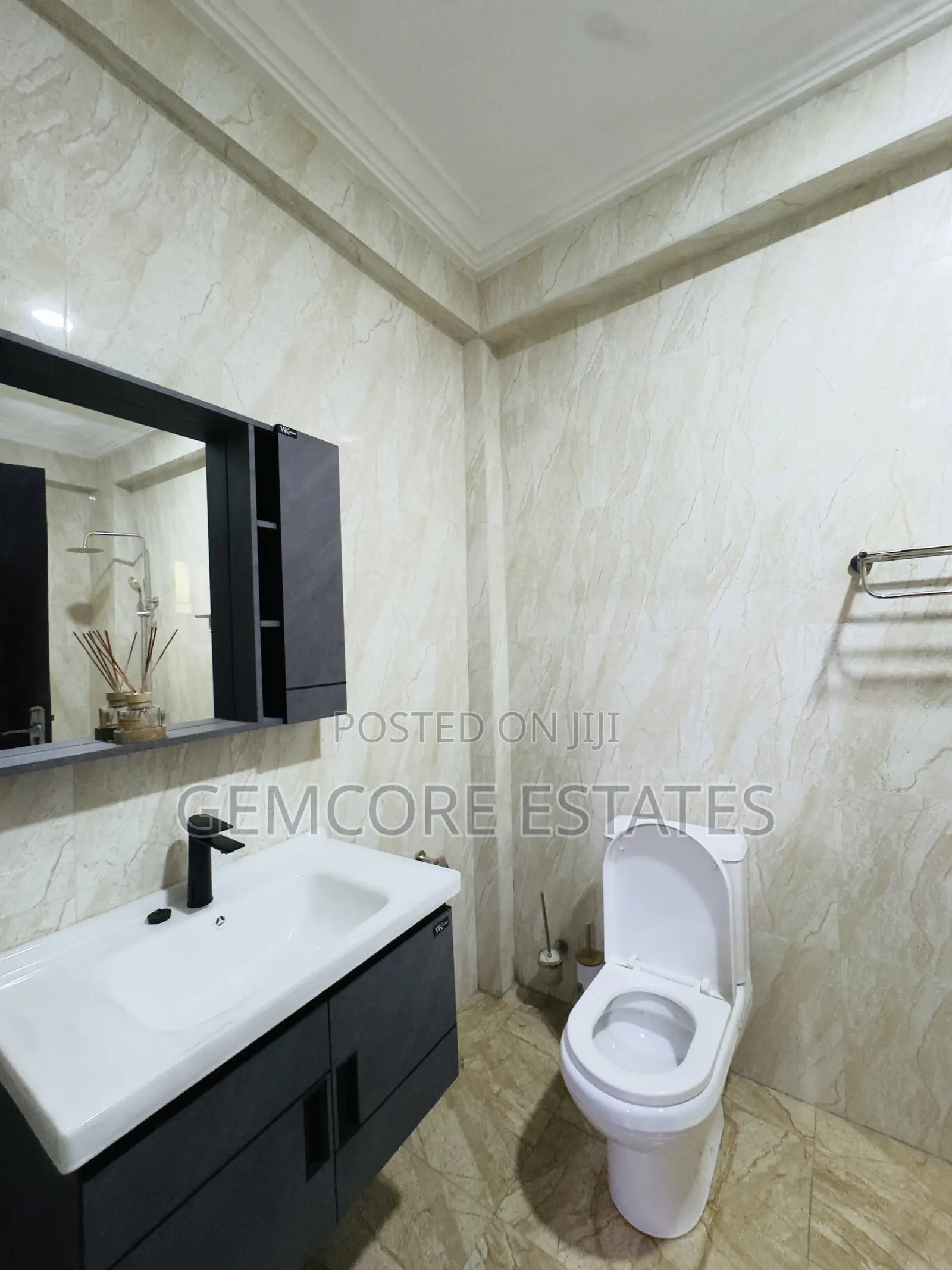2bdrm Apartment in Ability Square, Adjiriganor for rent