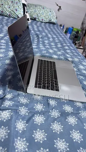 Laptop Apple MacBook Pro 2019 16GB Intel Core i9 eMMC 1T