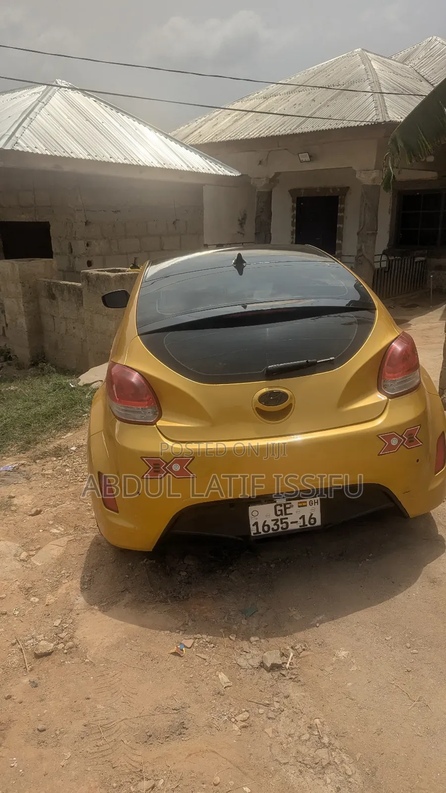 Hyundai Veloster Veloster (Standard) 2013 Gold
