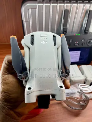 Dji Mini 3 Pro With Rc Pro Controller 3 Batteries, Hdmi