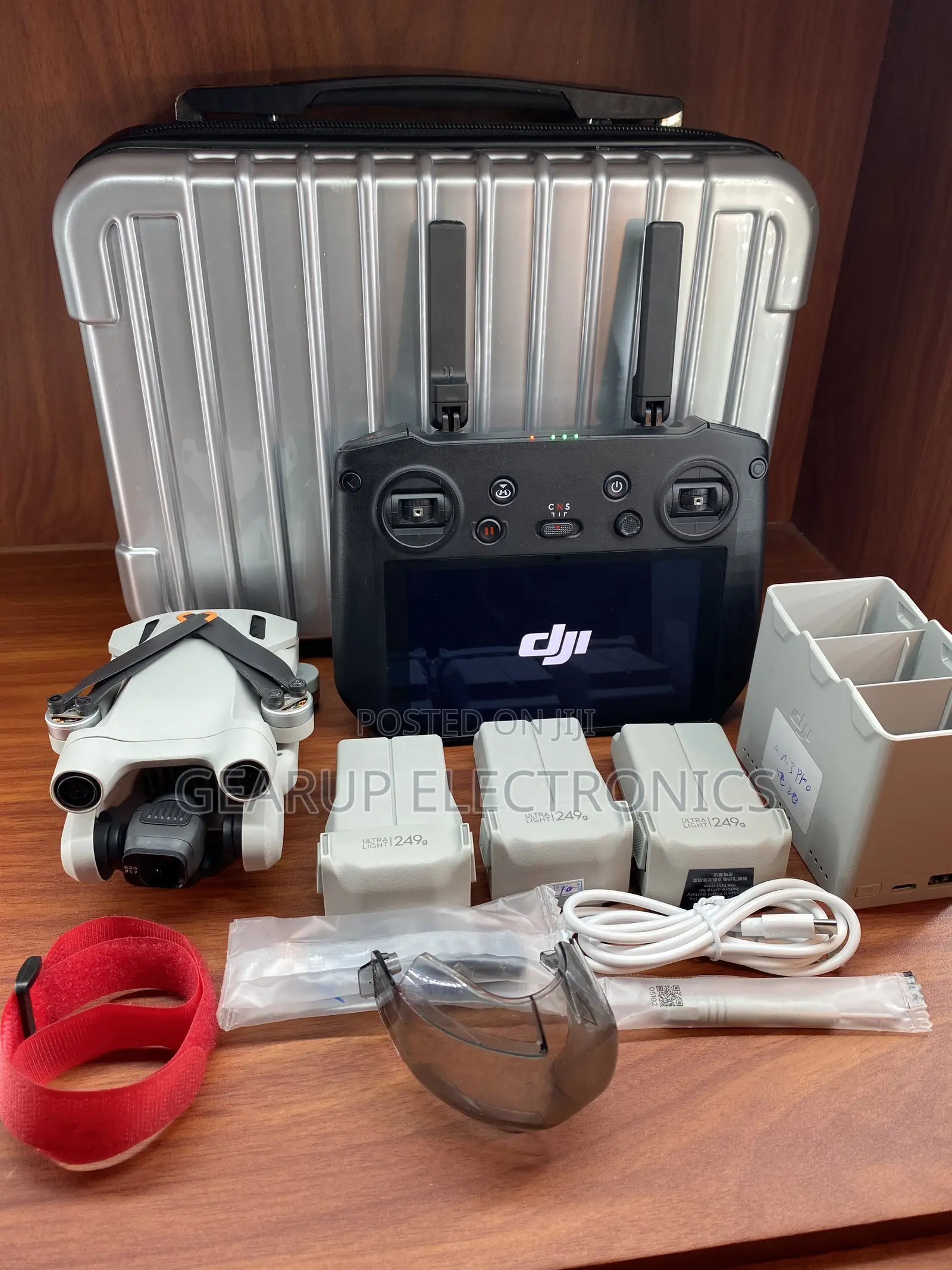 Dji Mini 3 Pro With Rc Pro Controller 3 Batteries, Hdmi