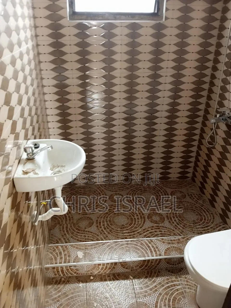 1bdrm Room & Parlour in Oyibi Benarpat, Pentecost for rent