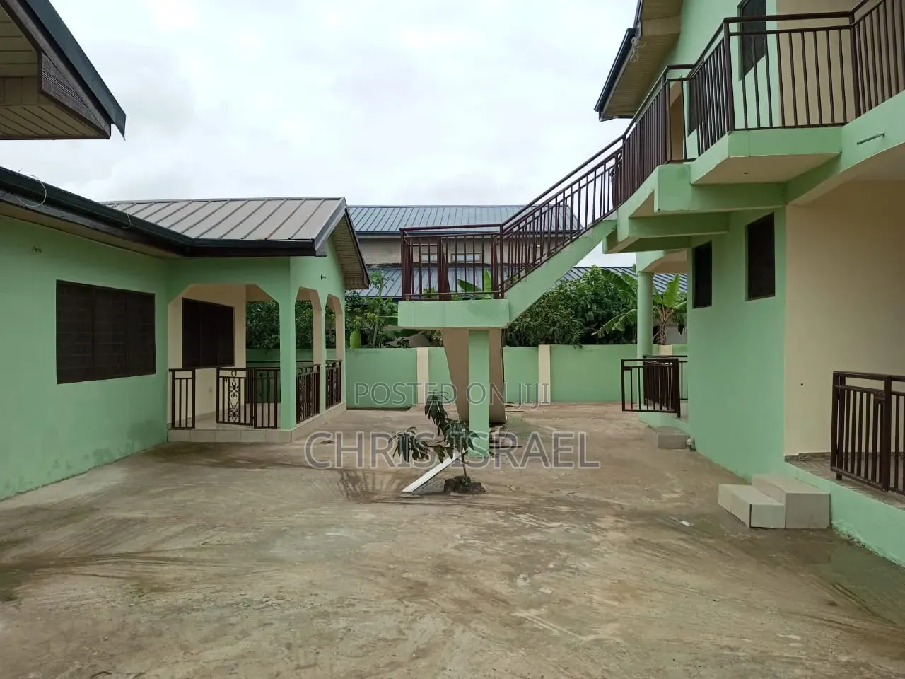 1bdrm Room & Parlour in Oyibi Benarpat, Pentecost for rent
