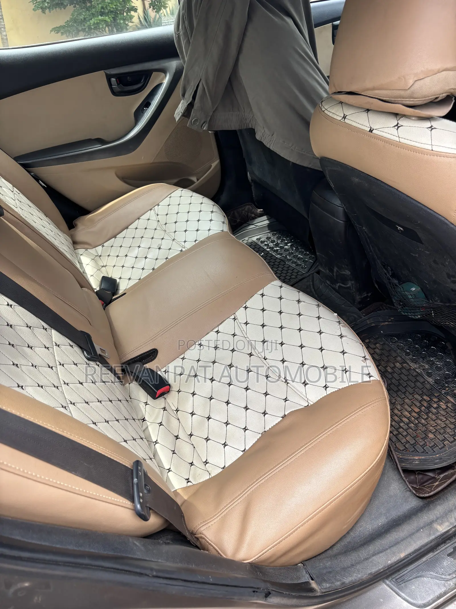 Hyundai Elantra 2013 Silver