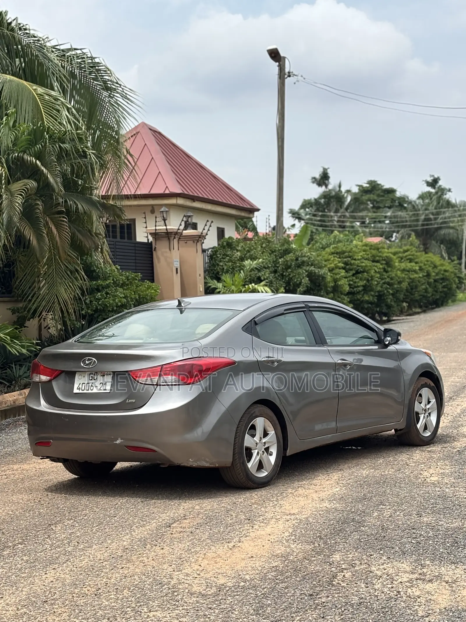 Hyundai Elantra 2013 Silver