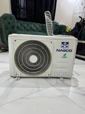 Nasco Ac 1.5 Hp With All the Accessories Available as Seen