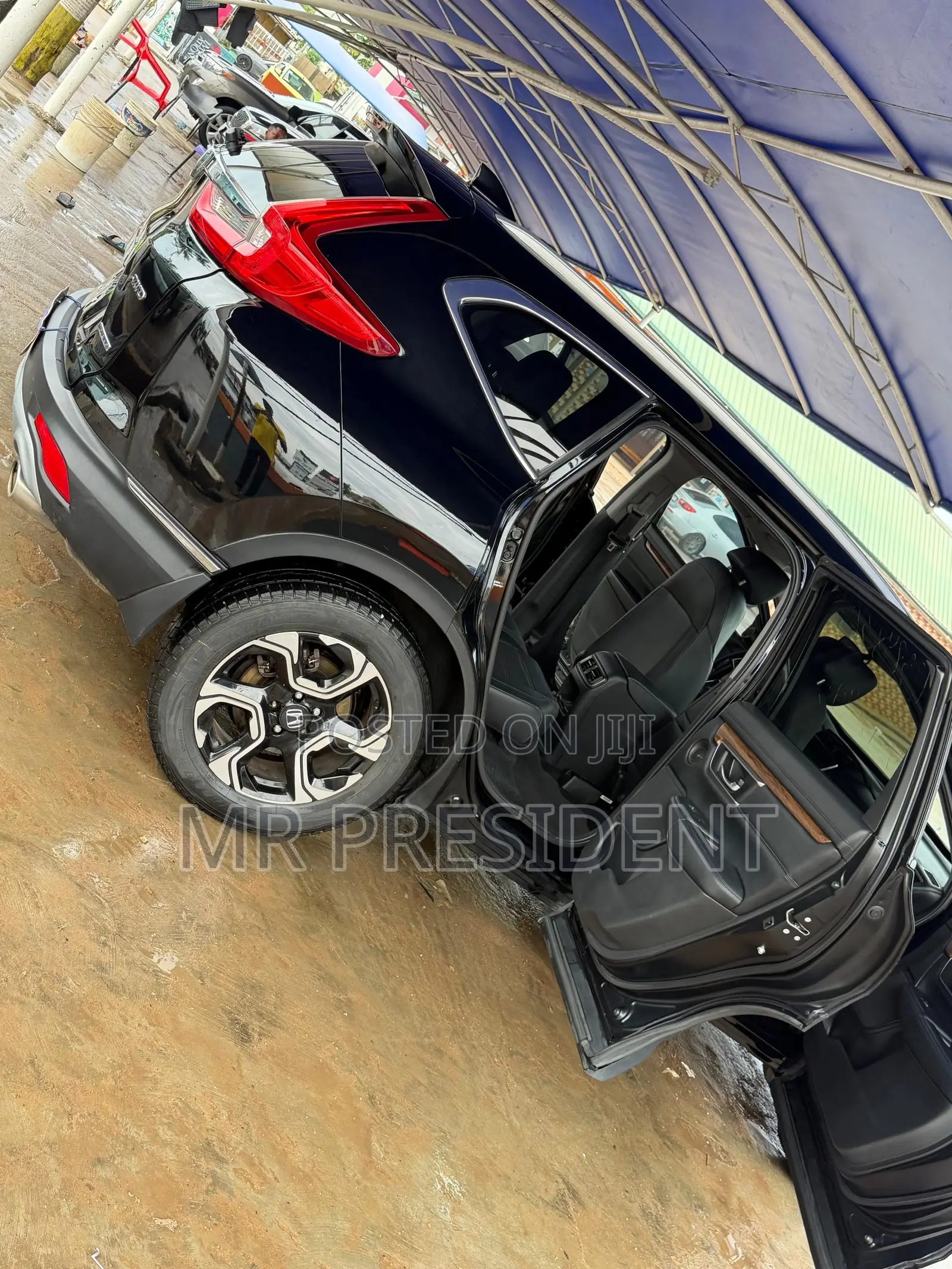 Honda CR-V Touring AWD 2019 Black