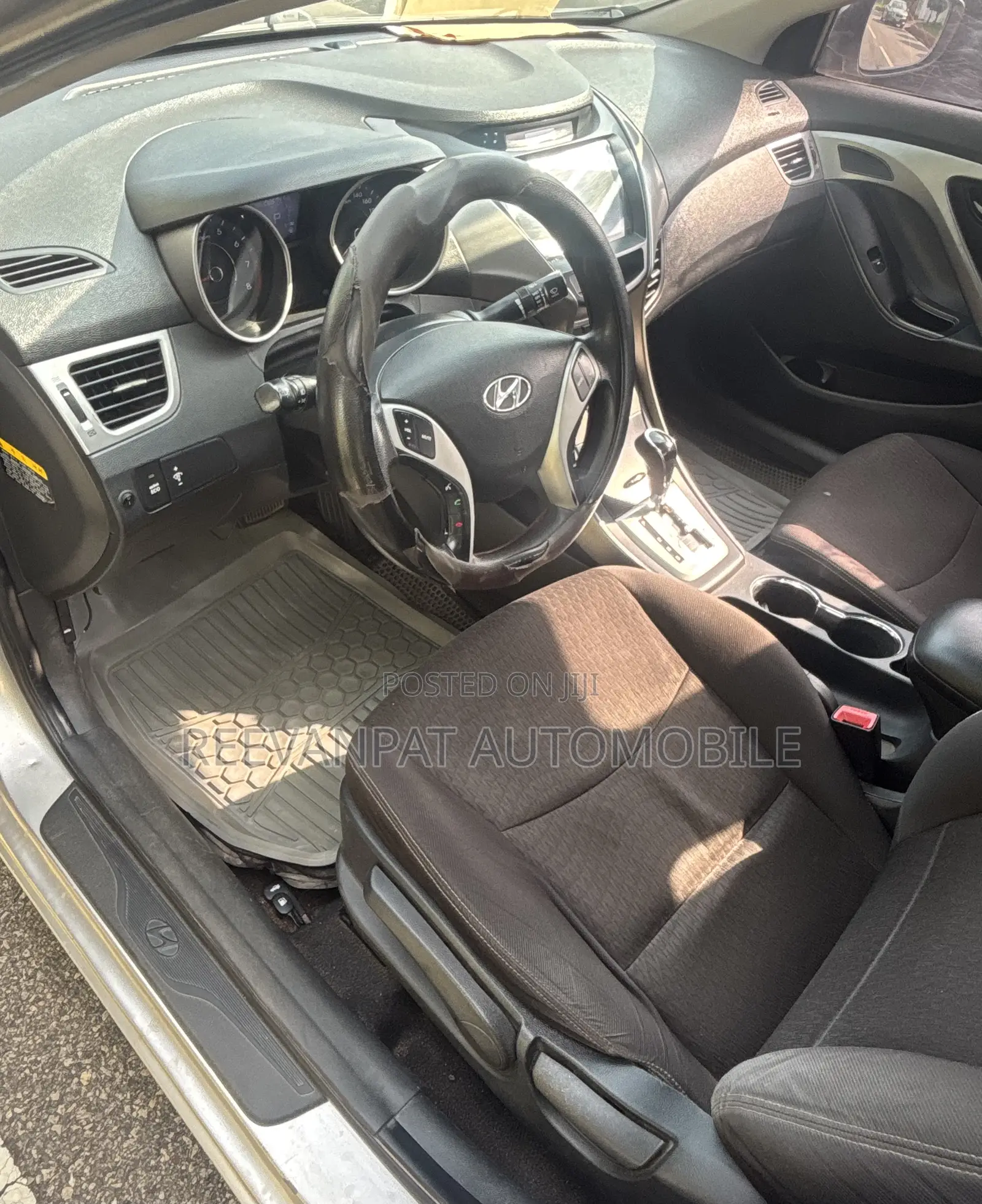 Hyundai Avante 2013 Silver