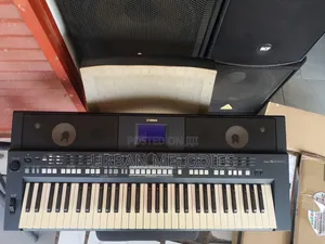 Yamaha PSR-S650