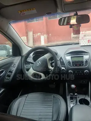 Hyundai Tucson 2013 Silver