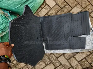Toyota Rav4 Floor Mat