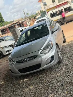 Hyundai Accent 2014 Silver