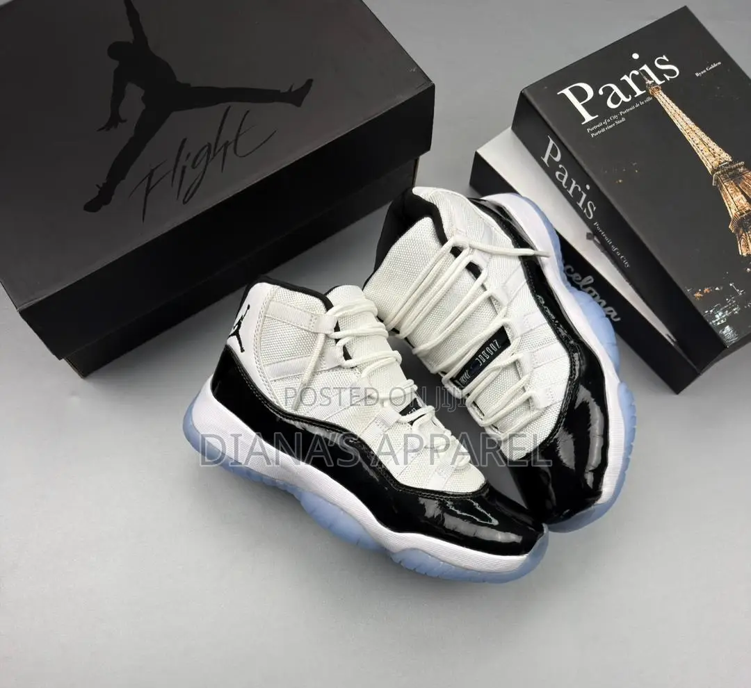 Nike Air Jordan 11 Retro