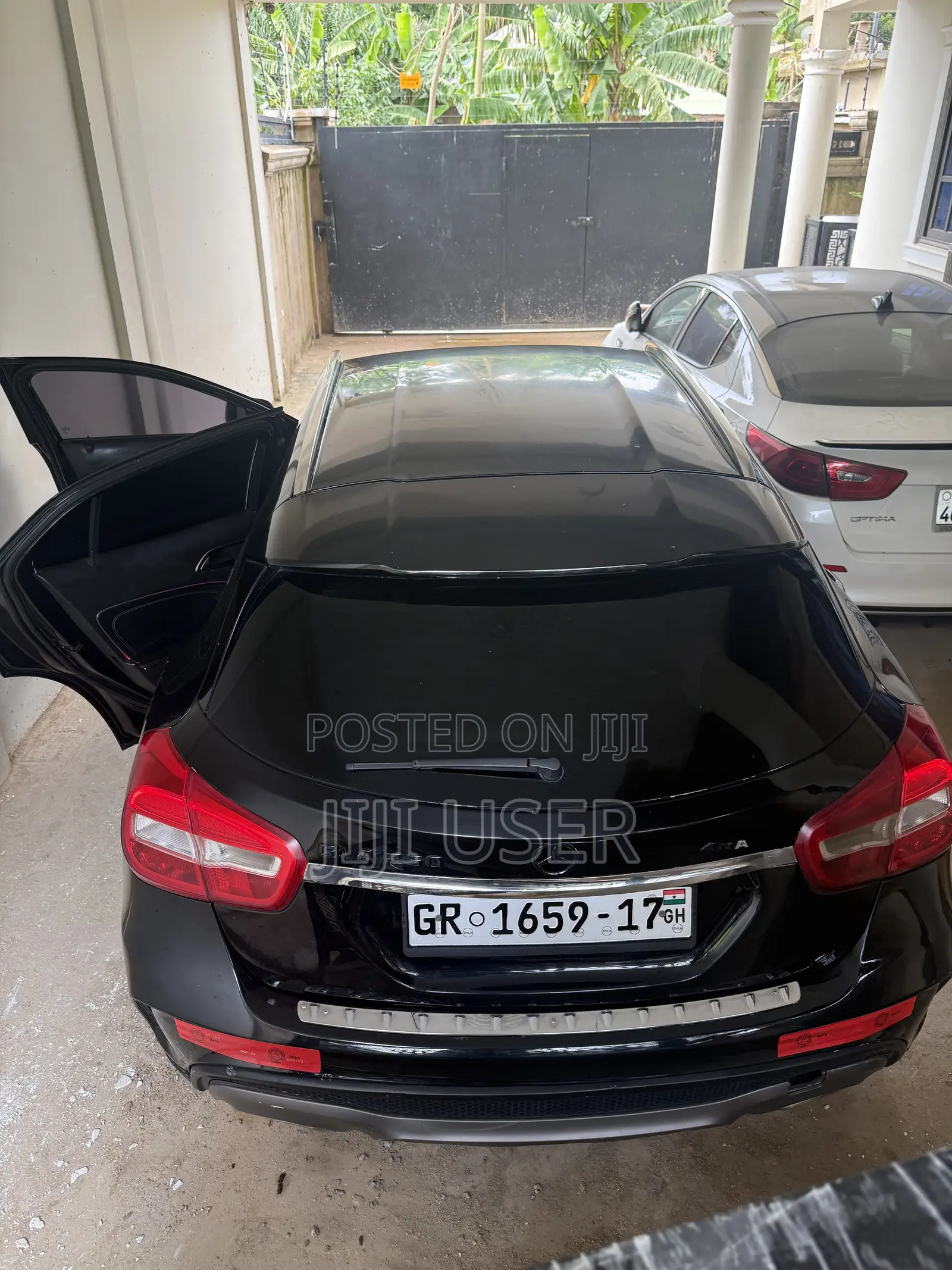Mercedes-Benz GLA 250 2015 Black