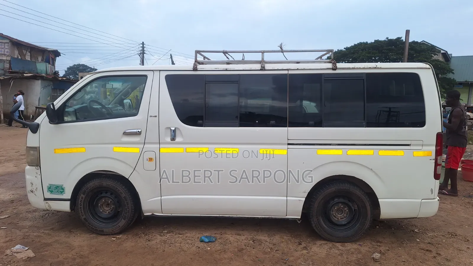 Toyota HiAce 2010 White