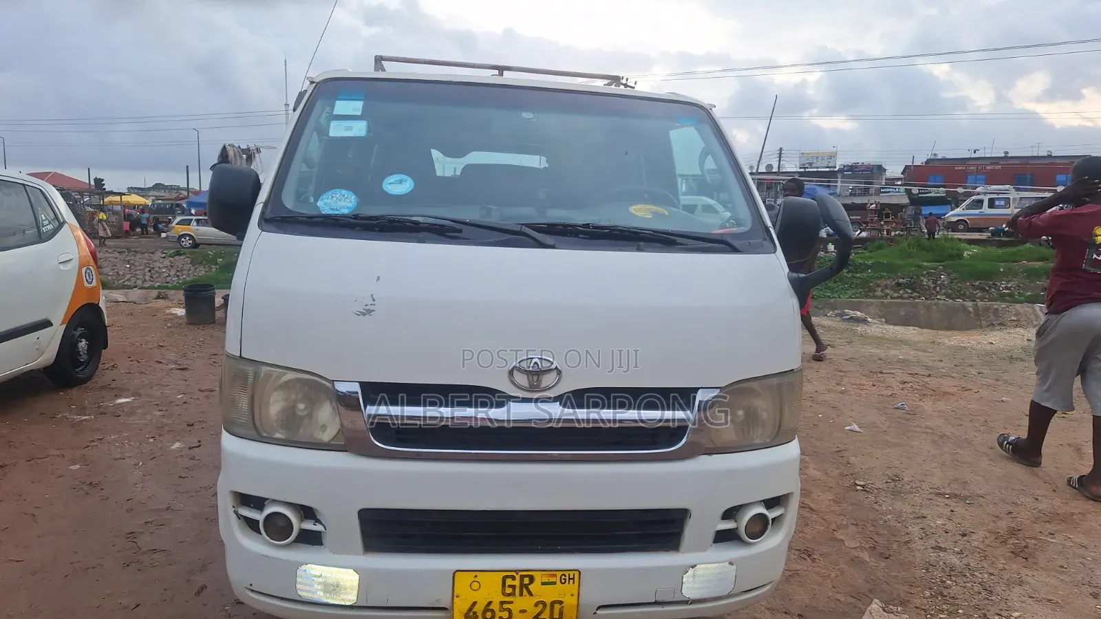 Toyota HiAce 2010 White