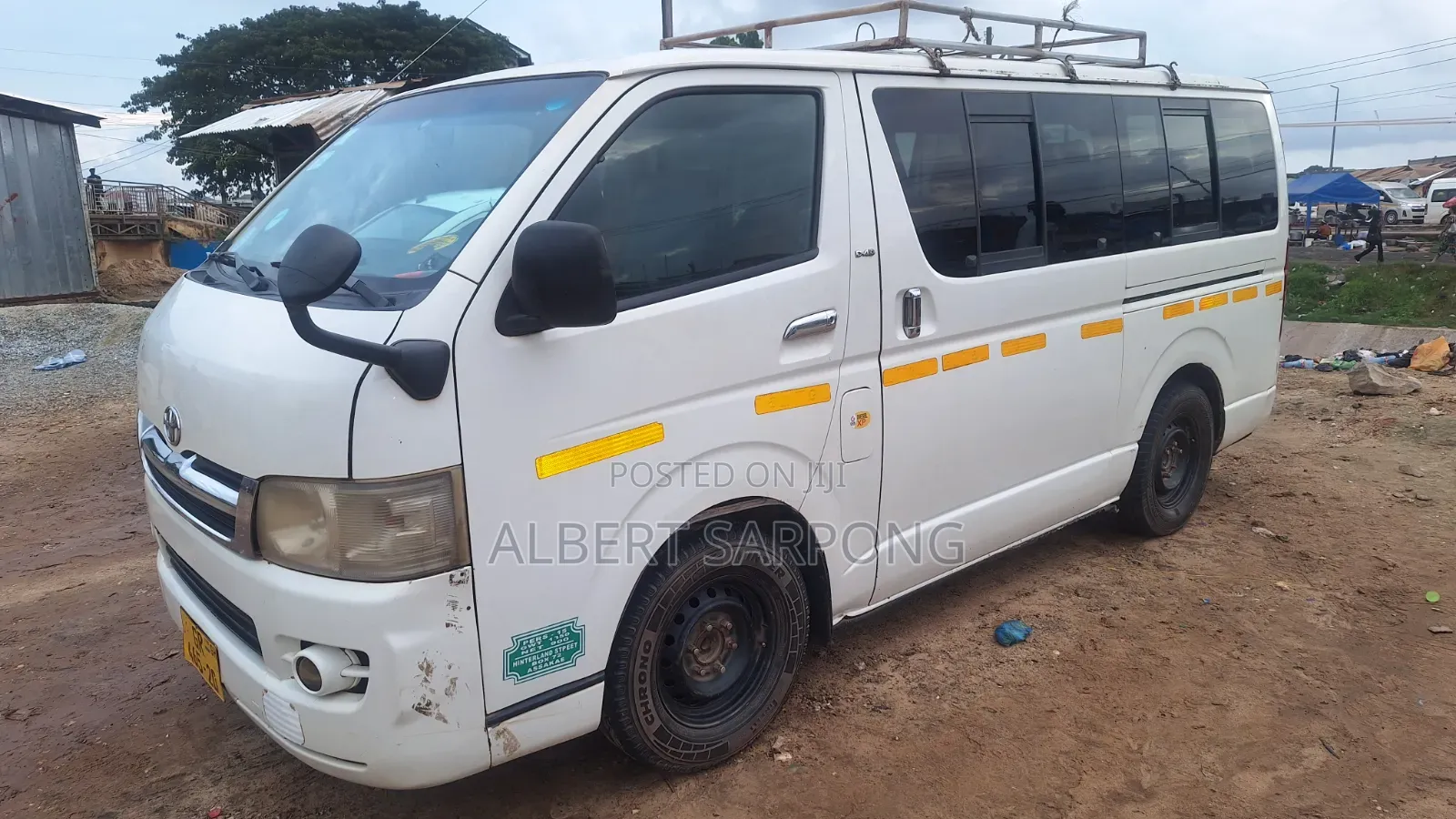 Toyota HiAce 2010 White
