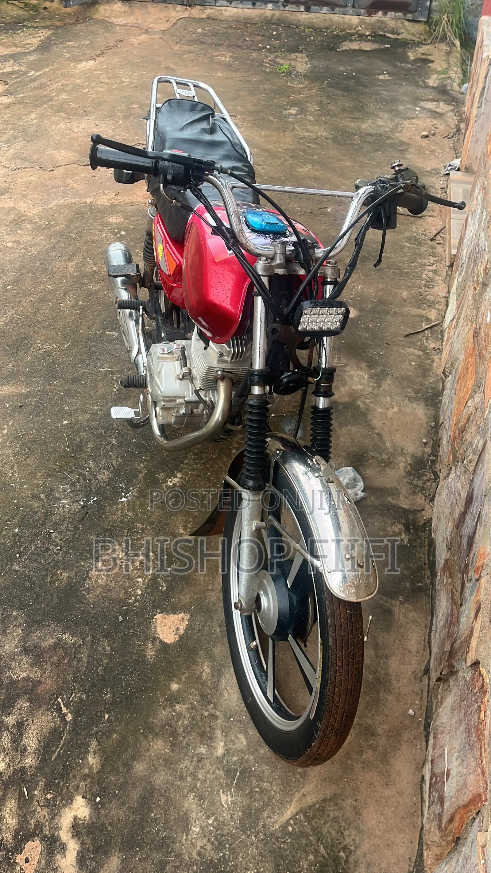 Royal RY125 2022 Red