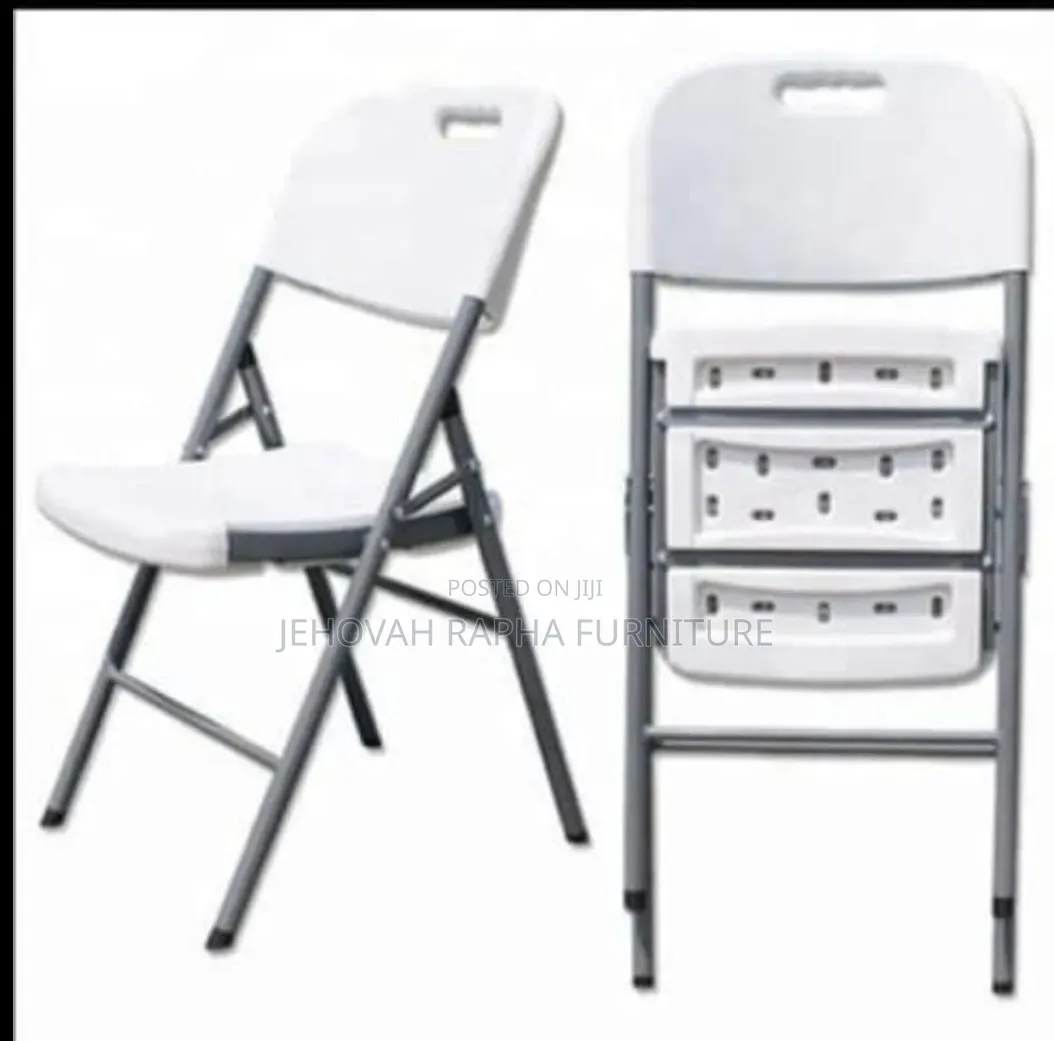 Foldable Chair With Metal Legs