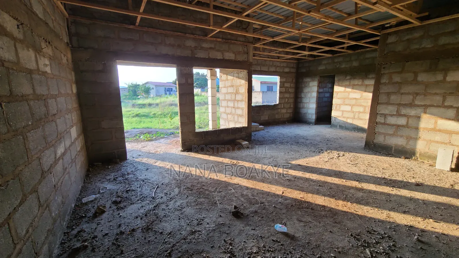 4bdrm House in Dom Sampaman, Amasaman for Sale