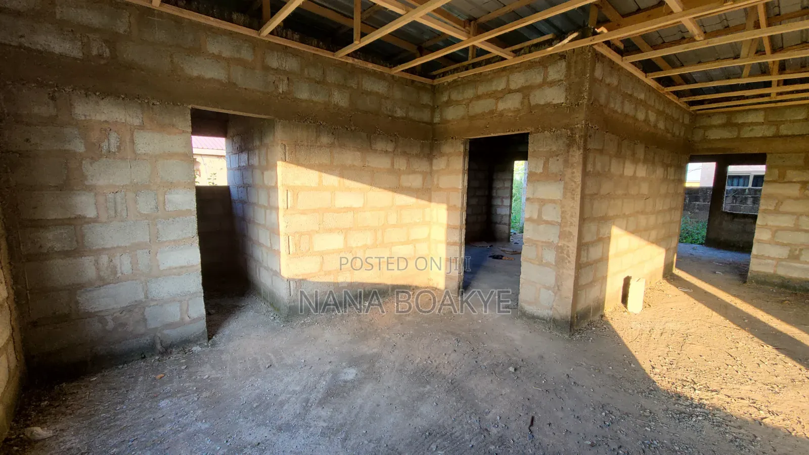 4bdrm House in Dom Sampaman, Amasaman for Sale