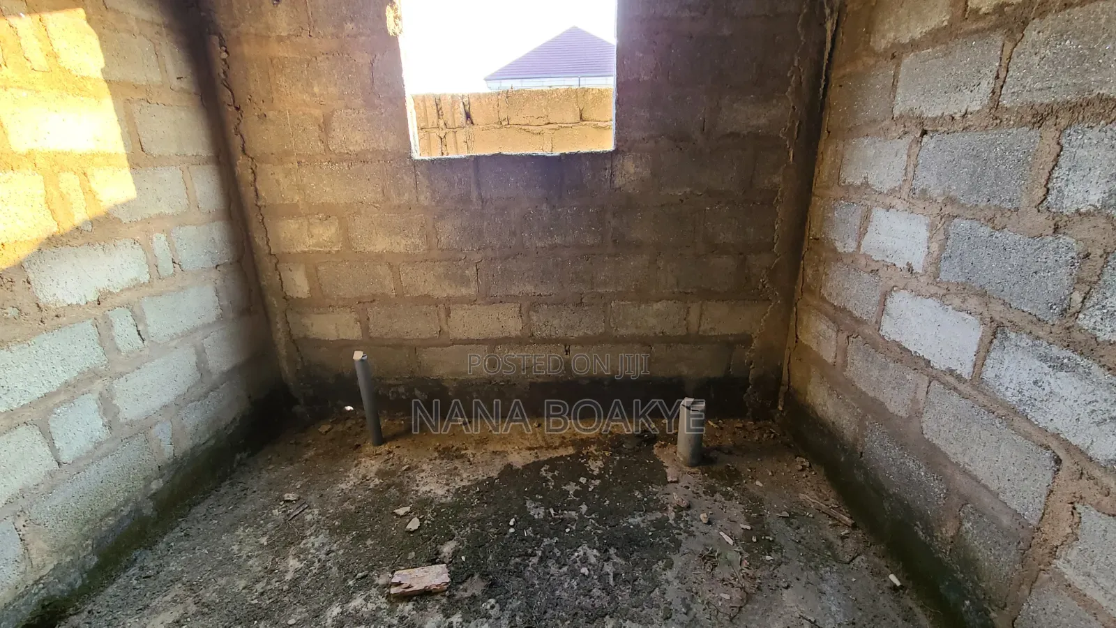 4bdrm House in Dom Sampaman, Amasaman for Sale
