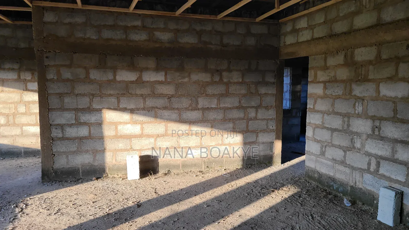 4bdrm House in Dom Sampaman, Amasaman for Sale