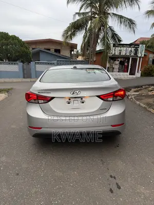 Hyundai Elantra Limited 4dr Sedan (1.8L 4cyl 6A) 2014 Silver