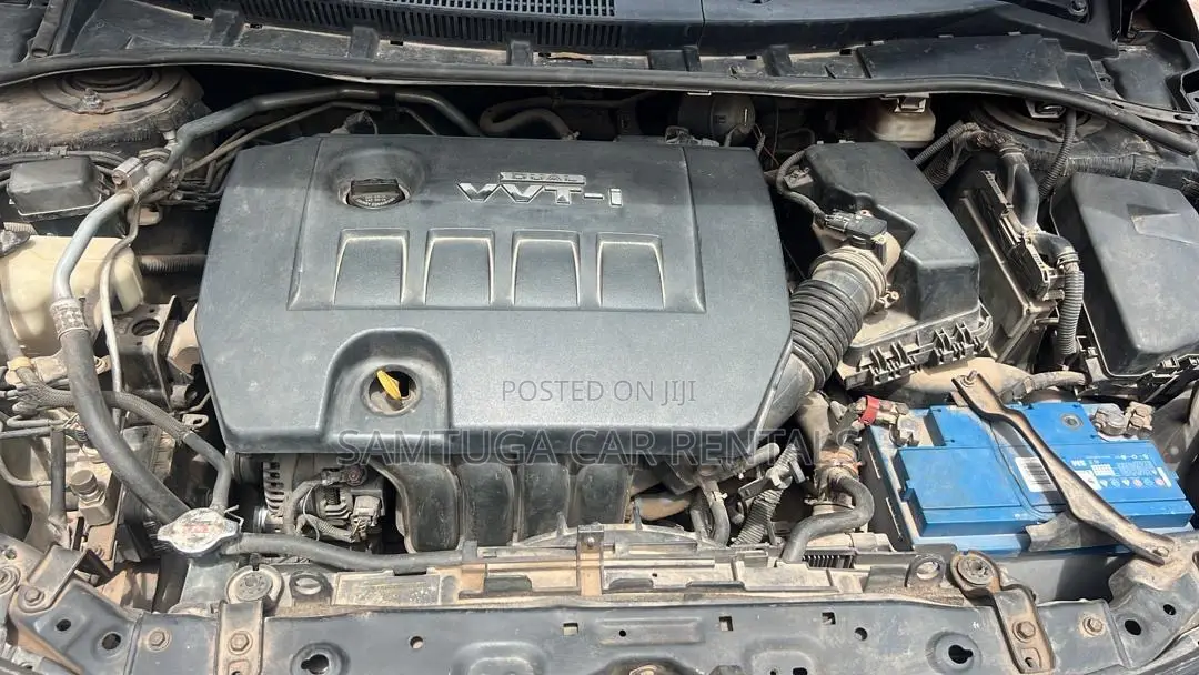 Toyota Corolla LE 4dr Sedan (1.8L 4cyl 4A) 2013 Blue
