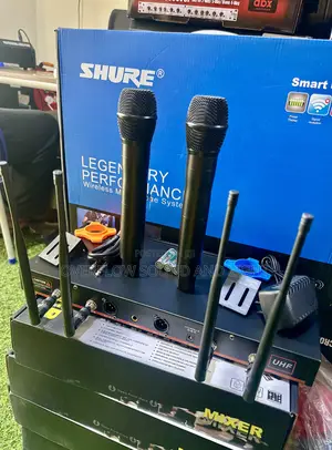 Shure U-6320 Dual Wireless Handheld Microphone Bundle