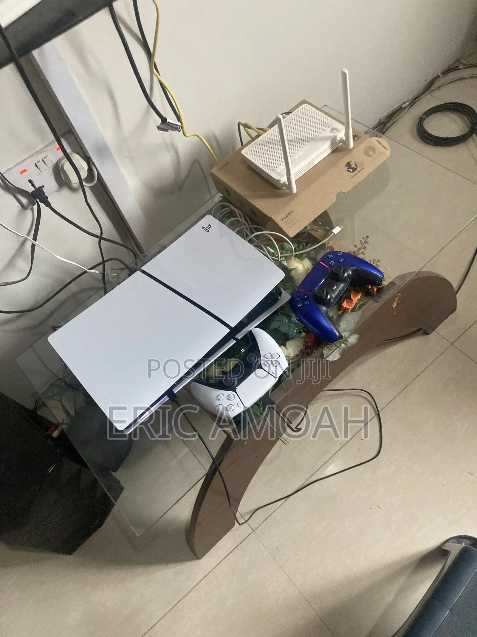 Ps5 Sling Comes With Ps +12 Months and Two Controller