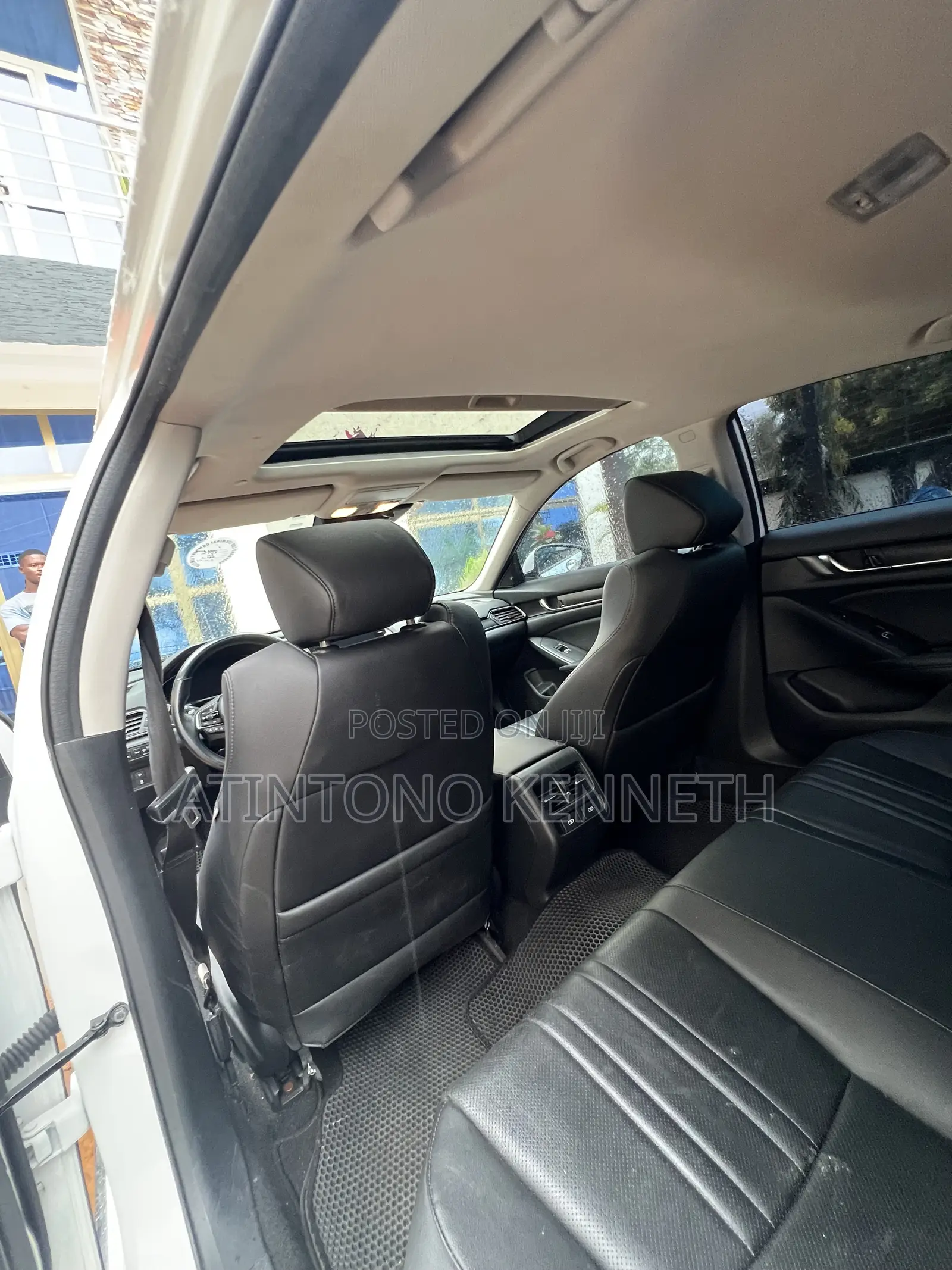 Honda Accord Touring 2.0T 2018 White