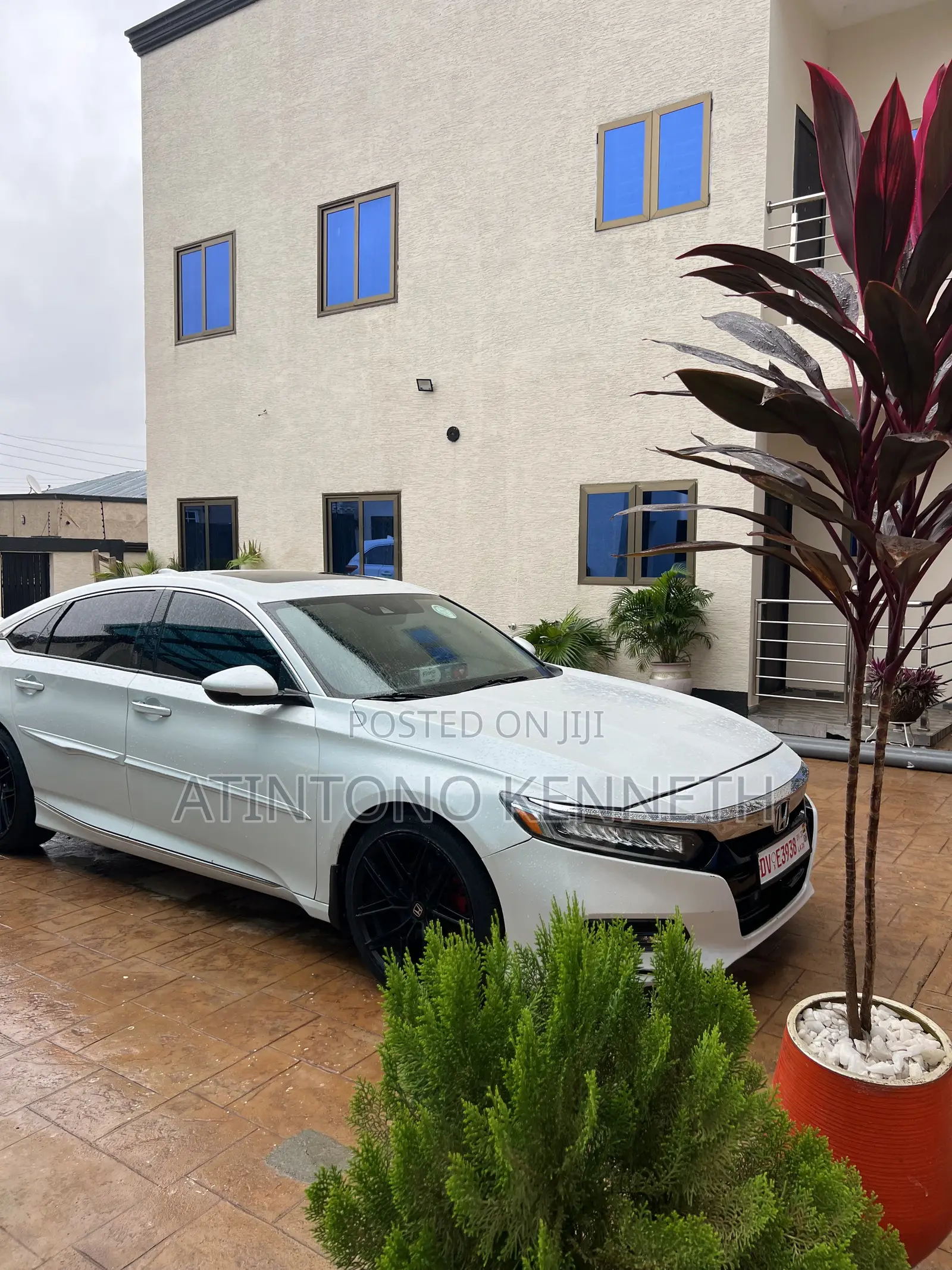 Honda Accord Touring 2.0T 2018 White