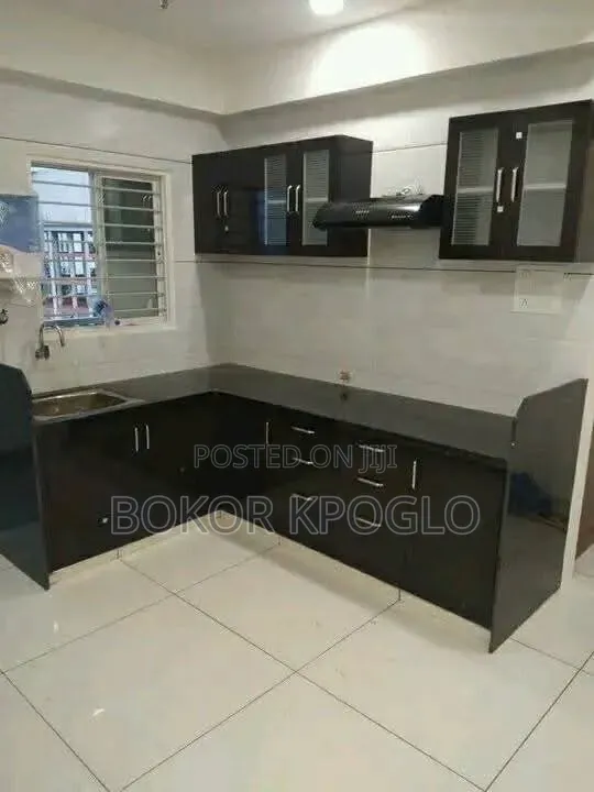 Accept Kitchen Cabinet Man Is Available for You