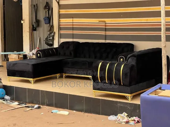 Executive Sets of Sofa   Is Available
