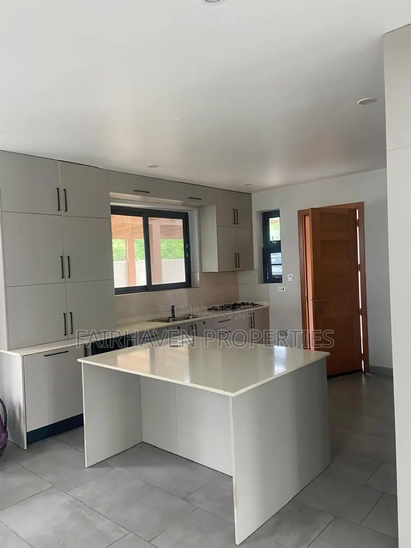 4bdrm House in Fairhaven, Tseaddo for rent