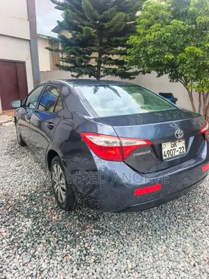 Toyota Corolla 2015 Gray