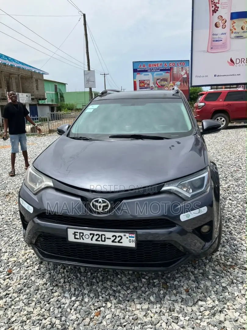 Toyota RAV4 XLE 4dr SUV AWD (2.5L 4cyl 6A) 2015 Black