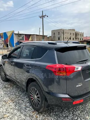 Toyota RAV4 XLE 4dr SUV AWD (2.5L 4cyl 6A) 2015 Black