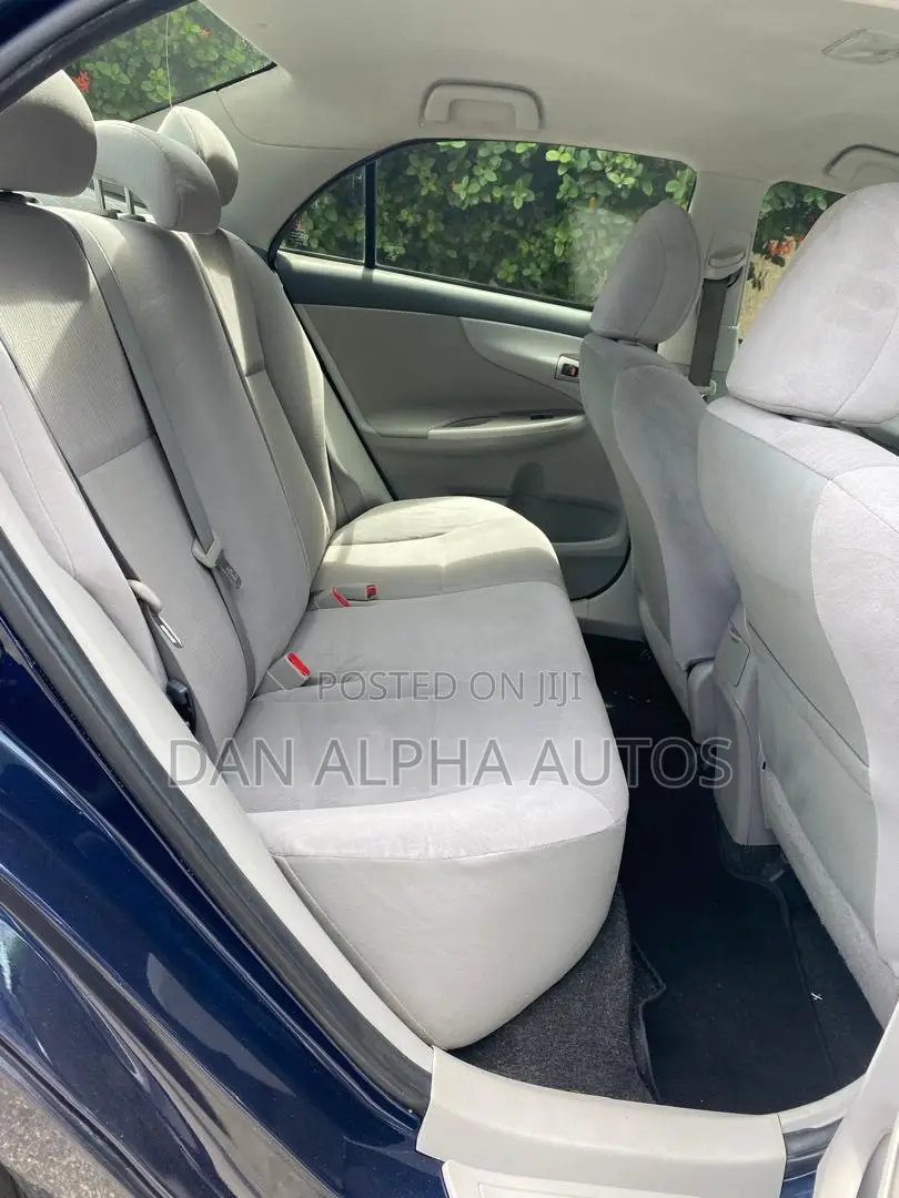 Toyota Corolla 2013 Blue